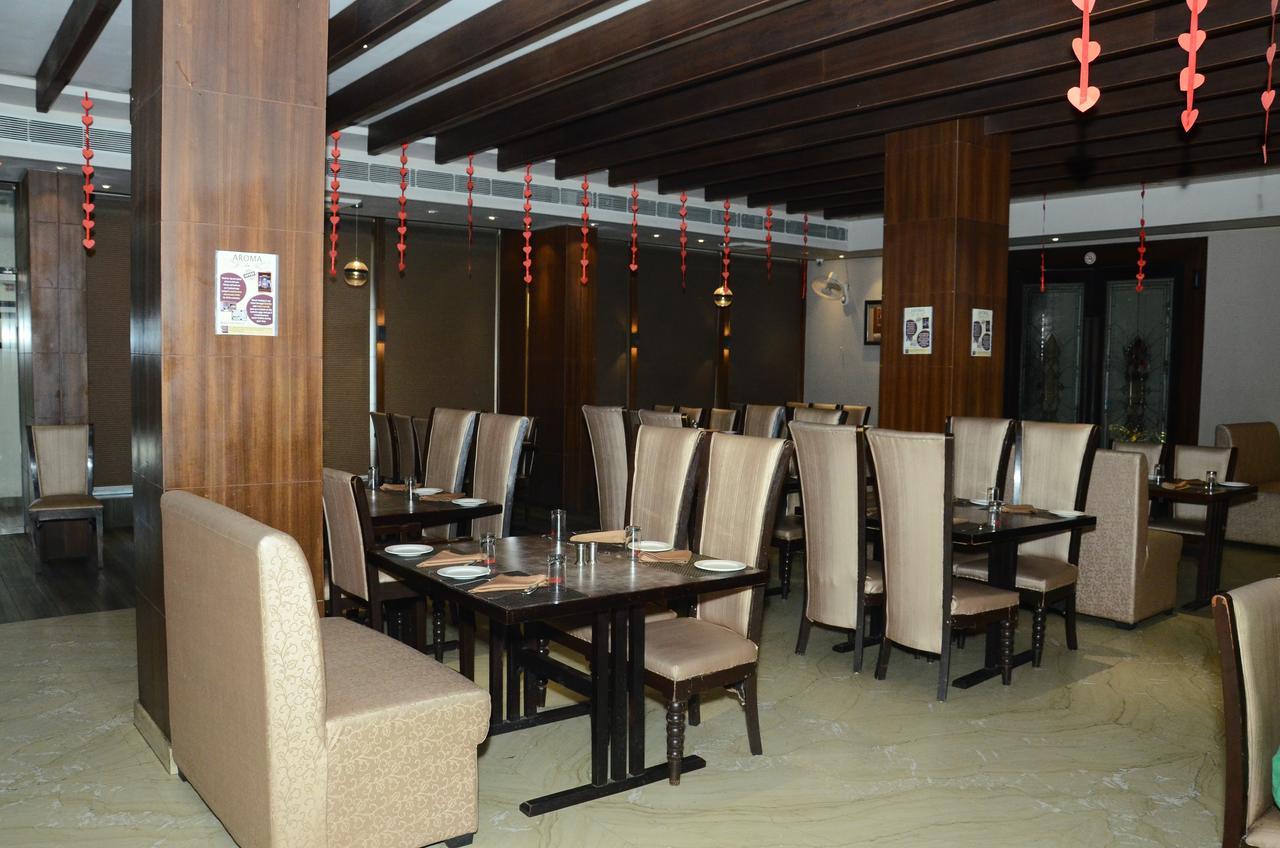 Hotel Aroma Inn Sirsa Екстер'єр фото