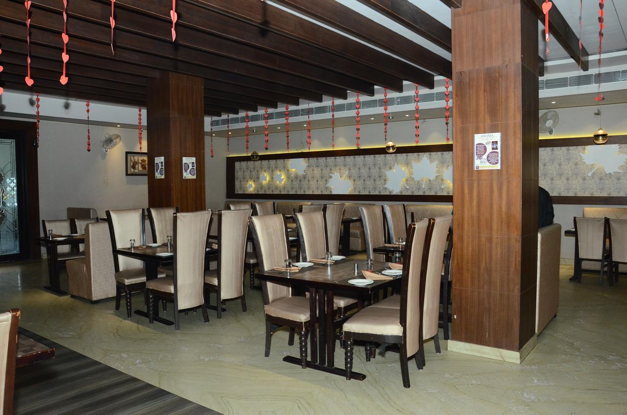 Hotel Aroma Inn Sirsa Екстер'єр фото